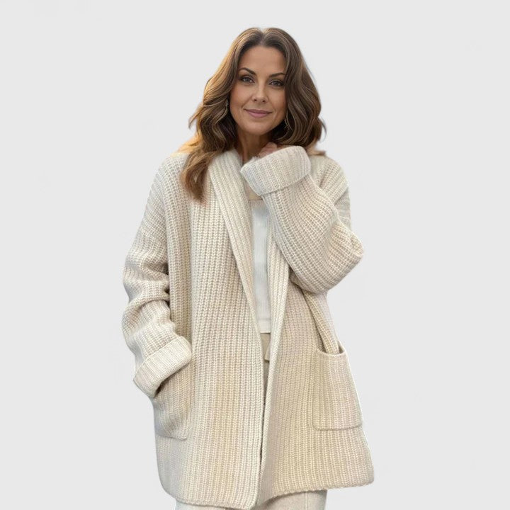Amy - Comfortable Cardigan