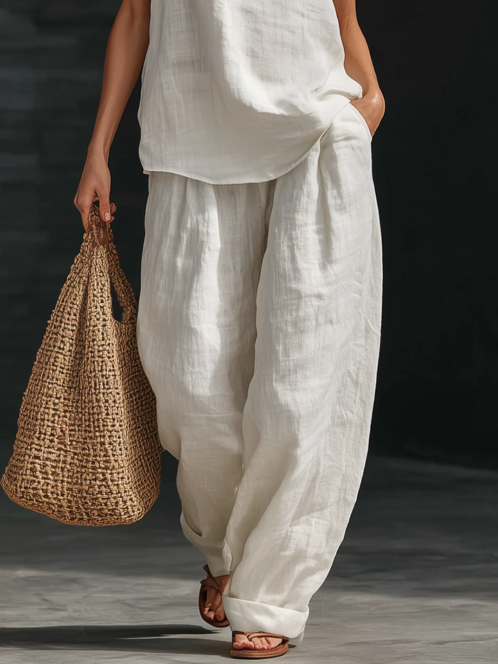 Zoë™ – Sleeveless Top and Wide Pants Set