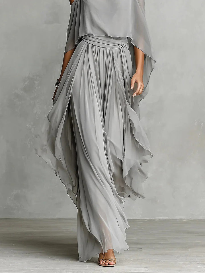 Isabelle | Gray fluid set with thin strap top and light pants